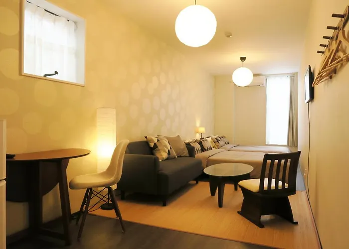 Neko Neko Apartment